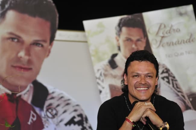 El actor, compositor y actor Pedro Fernández, quien saltó a la fama gracias al filme 'La niña de la mochila azul', celebrará este viernes 43 años de vida, dedicado a la promoción de su álbum 'No que no', en el que además de mostrar su dotes como compositor, se desempeña como productor. ARCHIVO