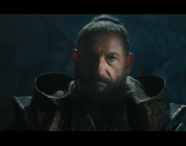 Malo. Las primeras escenas muestran la imagen del temible villano ‘El Mandarín’ interpretado por el actor Ben Kignsley.