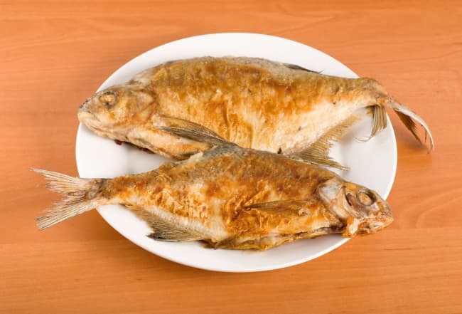 En concreto, los ácidos grasos omega-3 y DHA, o ácidos docosacahexaeónicos que contienen contribuyen a un mejor desarrollo cerebral y ocular, que se traduce en la práctica con la agudeza visual, una mejor comprensión y un mejor uso del vocabulario. INGIMAGE