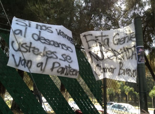 Una de las mantas en Colomos.