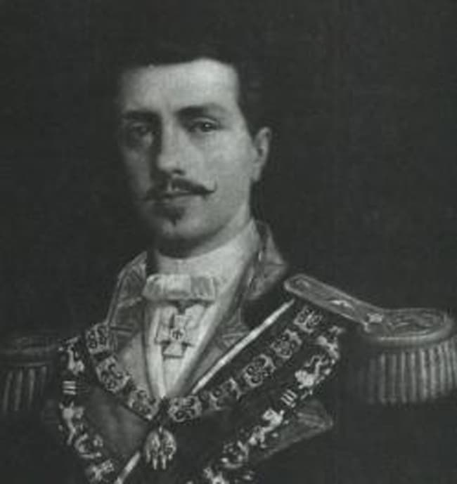 Como medida desesperada, los patriotas y mexicanos monarquistas con Paredes pretendieron reestablecer la Monarquía Constitucional bajo la figura del Infante liberal don Enrique de Borbón para agenciarse auxilio europeo y vencer a los Estados Unidos en 1846.