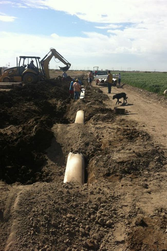 Listo. Simas Madero reparó la línea de agua en Luchanas.