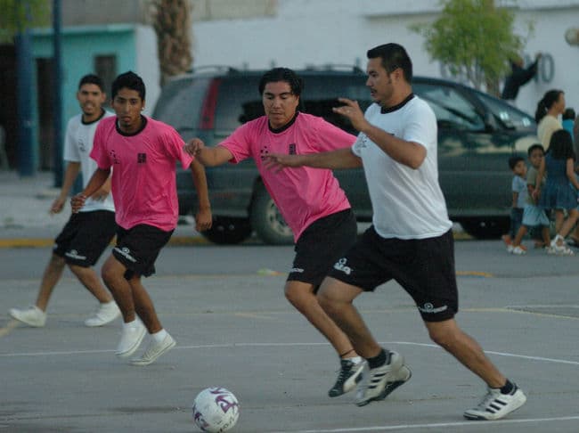 Dura competencia se tendrá en las próximas semanas para obtener la representación de los 30 equipos que representarán a la ciudad en la etapa estatal buscando su pase a la fase nacional a jugarse en Puebla o en la Ciudad de México.