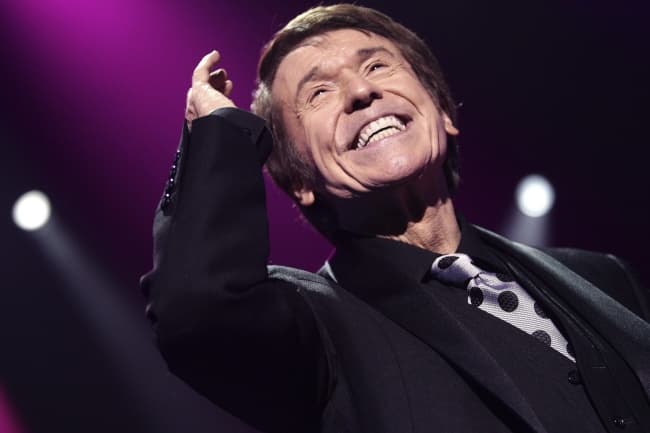 La gira internacional y el nuevo disco de Raphael llevan el nombre de una de las canciones más emblemáticas de su exitosa carrera: “Mi gran noche”. (ARCHIVO)