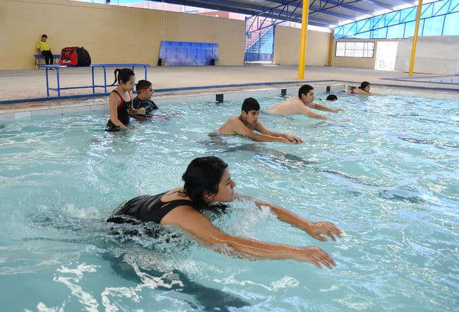 Mañana inician los cursos de natación en el Colegio Jerusalem. Inicia curso de natación en el Colegio Jerusalem