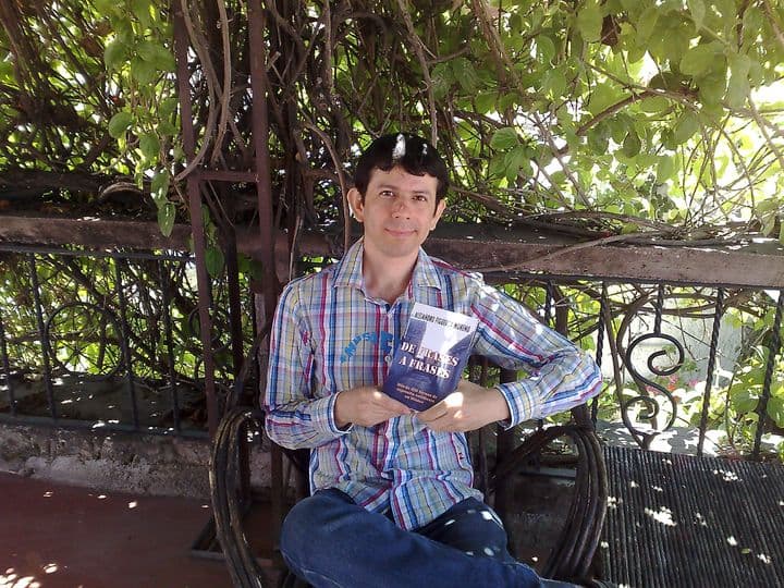 Un logro. El libro del autor radicado en La Laguna será material de consulta en los tribunales de justicia de California por su contenido y forma.