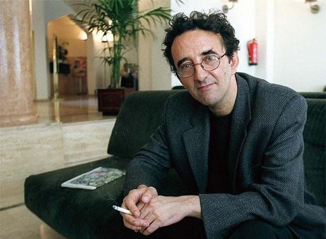 El escritor chileno que cambió el horizonte de la literatura latinoamericana, Roberto Bolaño, quien murió el 15 de julio de 2003, hace 10 años, será recordado en su país natal con el congreso “Estrella distante”. ARCHIVO