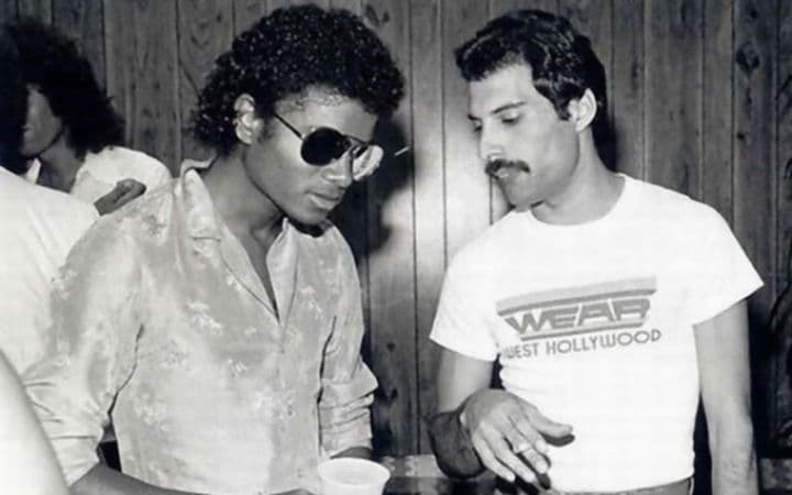 Juntos. La leyendas de la música grabaron tres temas.