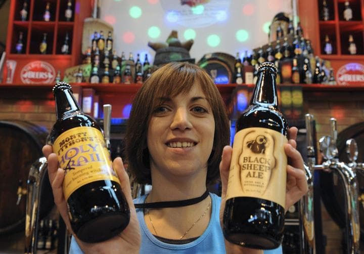 Desde hace varios años atrás, han existido en el mundo festivales de la cerveza cada uno con sus respectivas peculiaridades. ARCHIVO