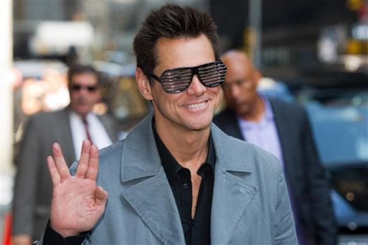 Carrey interpreta al justiciero Colonel Stars and Stripes (Coronel Barras y Estrellas) en la segunda parte del éxito de 2010. (AP)