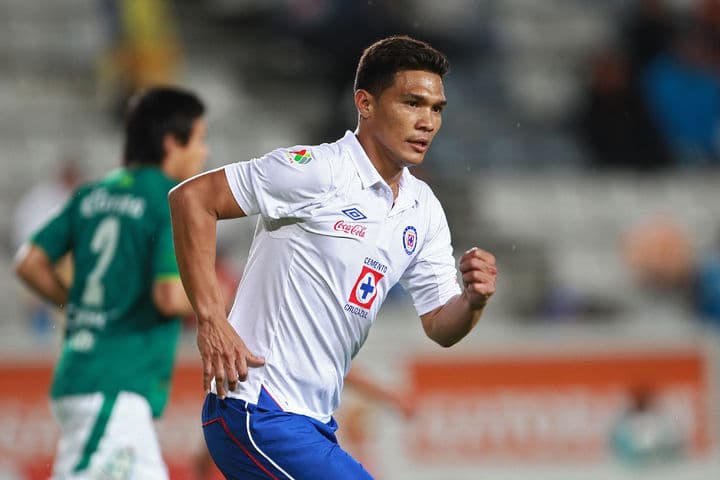 River Plate tiene adeudo con Cruz Azul por el fichaje de Teofilo. Cruz Azul llevará caso de Teo Gutiérrez ante FIFA