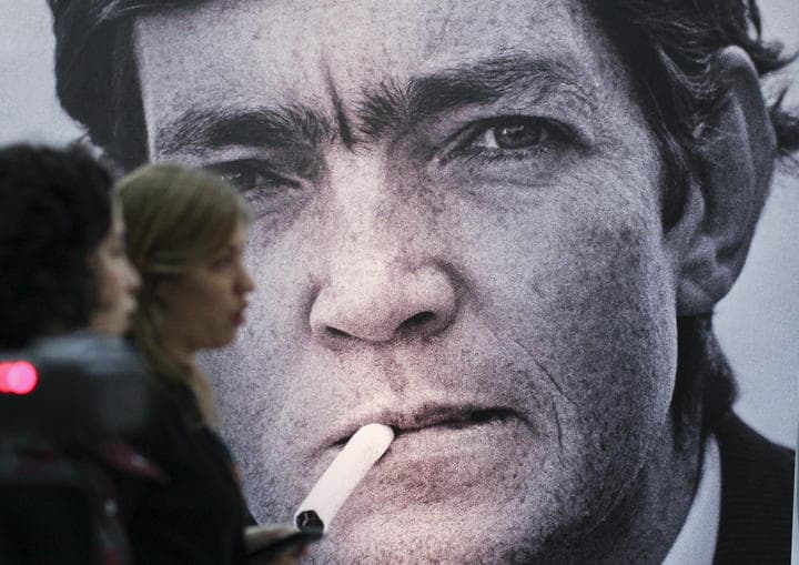 El argentino Julio Cortázar es considerado como el escritor más querido de América, por su colega mexicana, Elena Poniatowska, y por ser el autor de obras como “Rayuela”, “Deshoras” y “Divertimiento”. (ARCHIVO)