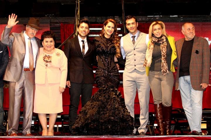 Presentan de manera oficial a Ninel Conde, Carmen Salinas, David Zepeda, Sabine Moussier y Ernesto Gómez Cruz. (El Universal)