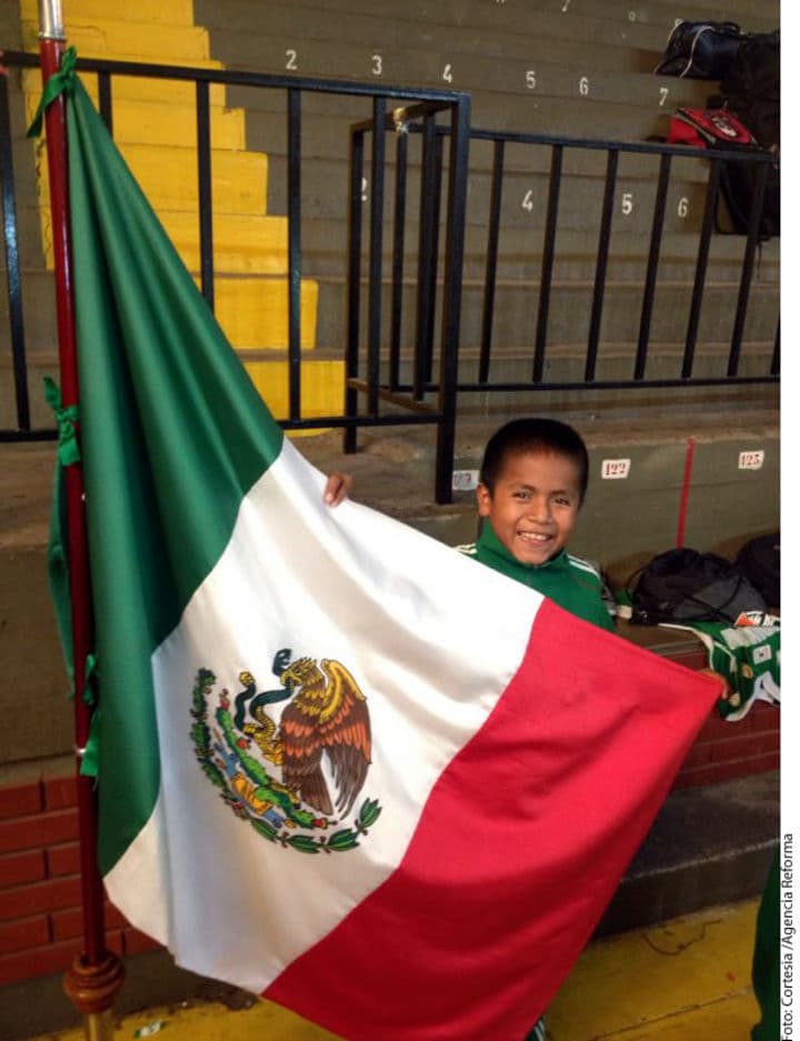 El equipo de basquetbol de niños de la región triqui de Oaxaca ha trascendido barreras, tras ganar el campeonato infantil en Argentina. (Agencia Reforma)