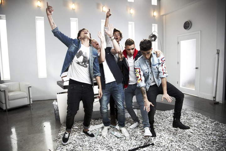 La banda integrada por Harry Styles, Niall Horan, Zayn Malik, Liam Payne y Louis Tomlinson, todos entre 19 y 20 años de edad, obtuvo en el pasado año 59.33 millones de libras esterlinas. (Archivo)