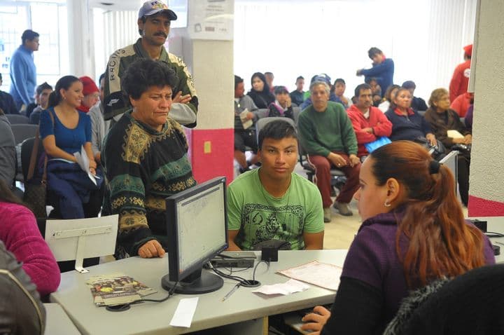 Credencial para votar. Alrededor de ocho millones de mexicanos están en suspenso y deben acudir a los módulos.