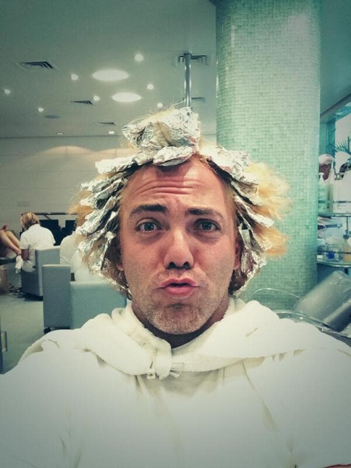 Cristian presumió su cambio de look. (Twitter)