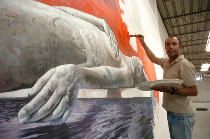 El pintor. Gerardo Beuchot, es un pintor y arquitecto lagunero, que ha trabajado en diversas técnicas, como el muralismo, el grabado y el retrato, principalmente. Beuchot ha realizado varios murales en La Laguna en importantes edificios públicos, casi todos sobre temas históricos.