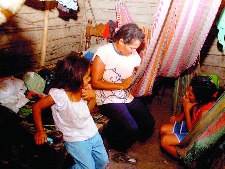 Problema. El hacinamiento se da porque un solo cuarto suele ser sala y cocina y ahí duermen todos; en otros lados en una sola vivienda viven dos o hasta tres familias.