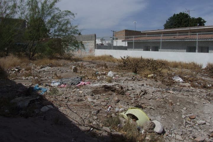 Terrenos baldíos. Se tienen detectados varios terrenos baldíos en la ciudad y dan una mala imagen. (EL SIGLO DE TORREÓN)