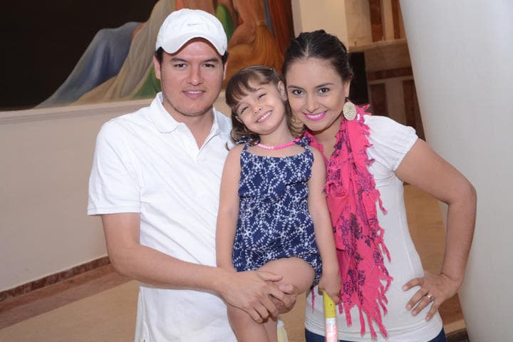 Ricardo, María José y Ayram.