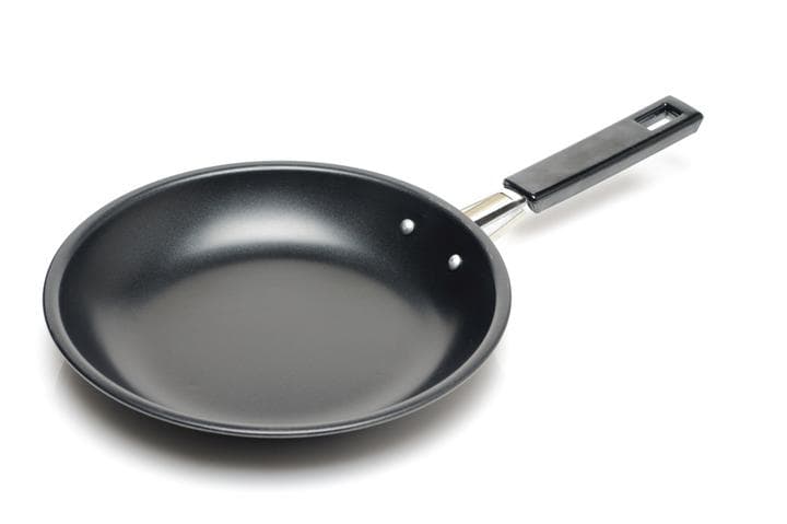 Fue por sugerencia de la esposa de un ingeniero que se decidió aplicar el teflón a los utensilios de cocina. (ARCHIVO)