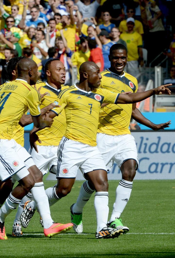 El gol del lateral Pablo Armero devolvió a Colombia la alegría de celebrar un gol en una Copa del Mundo a poco más de una semana de completar un ayuno de 16 años. (EFE)