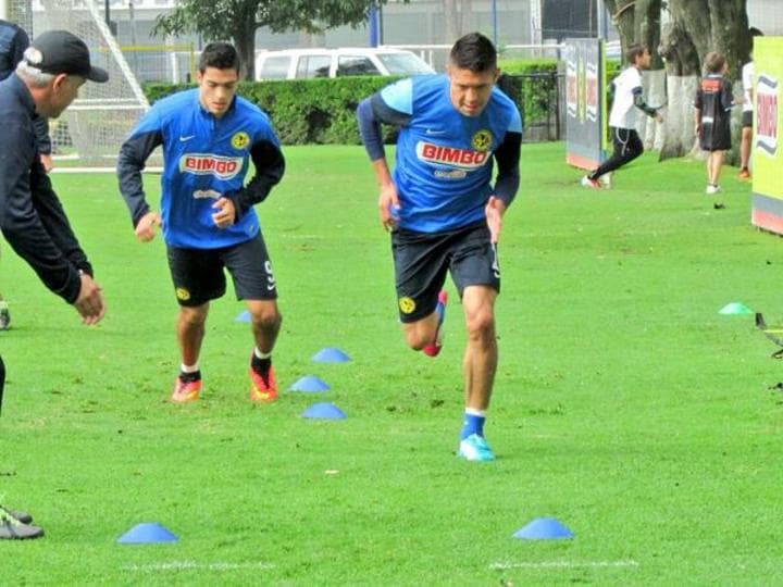 El lagunero ya entrenó con sus nuevos compañeros en Coapa. (Twitter)