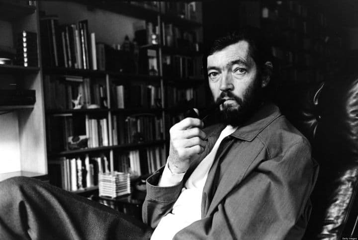 Atractivo. Es un recorrido tras los pasos que dejó Cortázar en los seis mil días que caminó por las calles porteñas en distintas etapas de su vida.