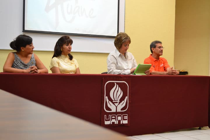 Invitan. La Universidad Autónoma del Noreste invita a la celebración de su 40 aniversario.