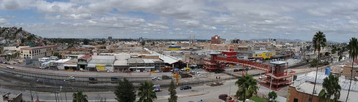 Retos a futuro. El primer cuadro de Torreón, con sus comerciantes y vecinos, luchan por sobrevivir al paso del tiempo a pesar de factores como la inseguridad y la falta de apoyos de los gobiernos.