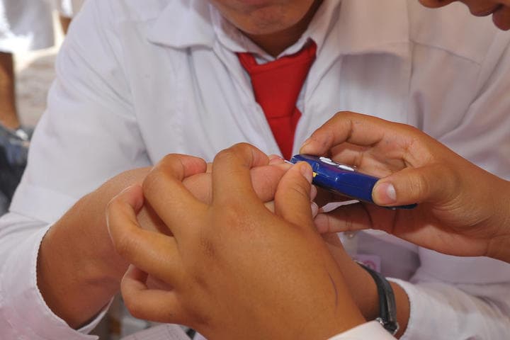 La diabetes tipo 2 afecta a cerca de 26 millones de personas y representa más de 90 por ciento de los casos de diabetes diagnosticados en Estados Unidos. (ARCHIVO)