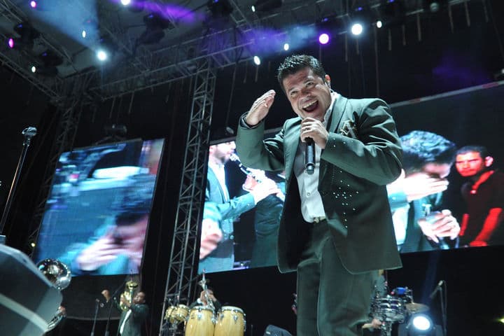 Baile. El vocalista de la Arrolladora Banda el Limón, Jorge Medina, confirmó su presentación de esta noche en Torreón.