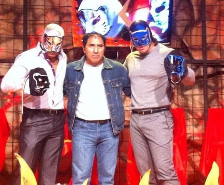 La leyenda del maestro lagunero continuará ahora con sus dos vástagos quienes ya se habían iniciado en la lucha libre bajo el nombre de Cachorro y Black Panther. (Twitter)