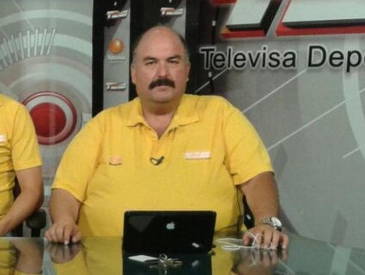 El famoso comentarista deportivo será velado este viernes a partir de las 10:00 hrs en las Capillas Resurrección. (Twitter)