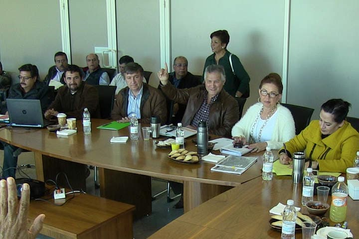 Unanimidad. La glosa del trabajo realizado por Obras Públicas fue aprobada por unanimidad. El PAN brindó su respaldo, pero 'encomendó' que exista transparencia, calidad y sin atrasos de obras.