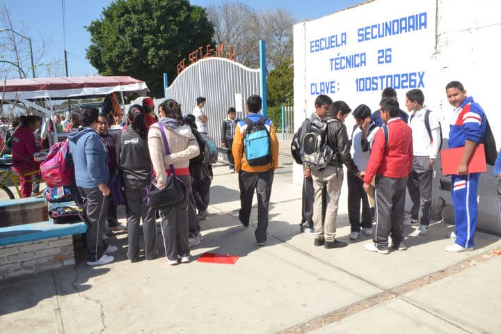 Afluencia. Ayer iniciaron las preinscripciones en la región Lagunera de Durango, algunas escuelas fueron las más demandadas.