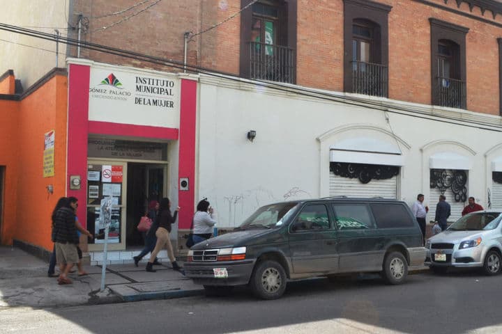 Acciones. El Instituto Municipal de la Mujer llamó a las mujeres a estar alertas.