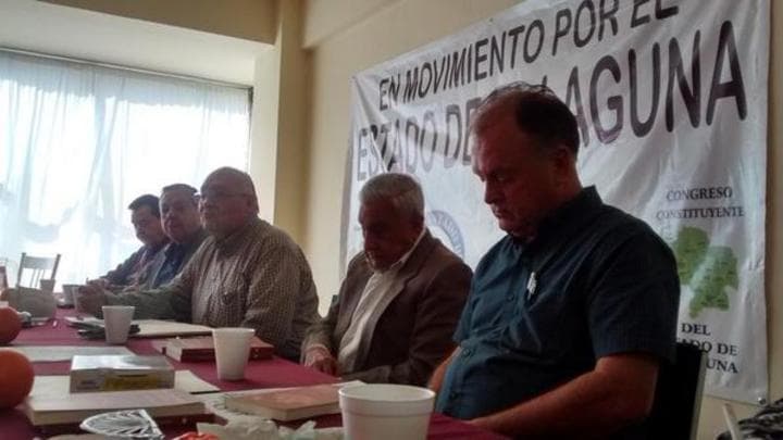 La idea es nominar a ciudadanía que ya trabajan apoyando la creación del Estado de la Laguna y que no estén afiliados a partidos políticos para encausar directamente en el Congreso de la Unión las iniciativas necesarias. (El Siglo de Torreón)
