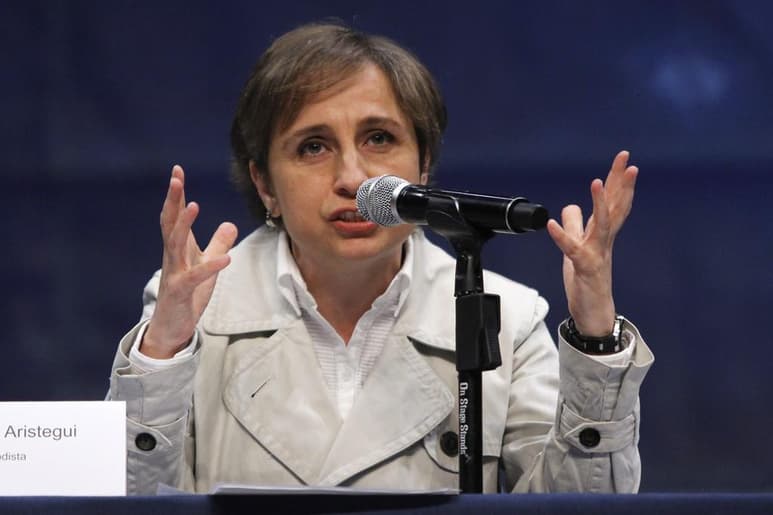 Los legisladores plantean que se disponga de inmediato un programa de noticias bajo la conducción de Aristegui y su equipo. (ARCHIVO)
