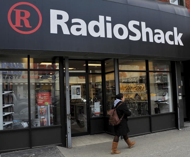 La transacción se realizó mediante la filial Office Depot y considera un total de 251 tiendas con un valor de 31.8 millones de dólares. (ARCHIVO)