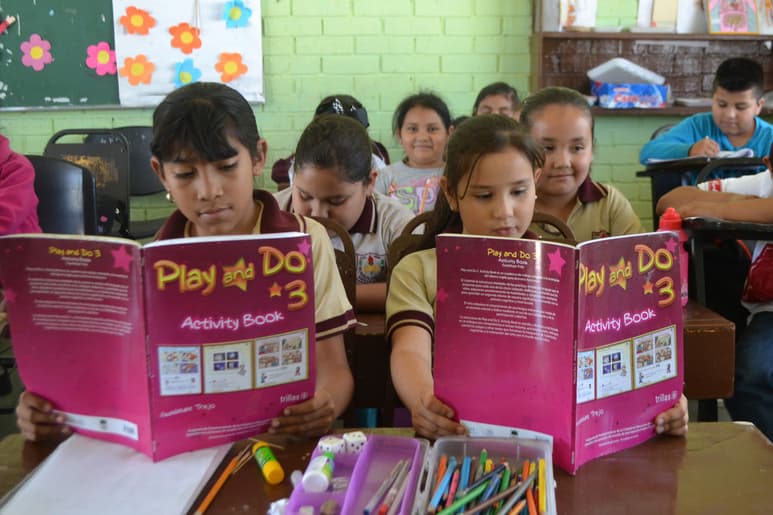 Insuficiente. Escuelas públicas de La Laguna enseñan de dos a cuatro horas de inglés a la semana. (EDITH GONZÁLEZ)