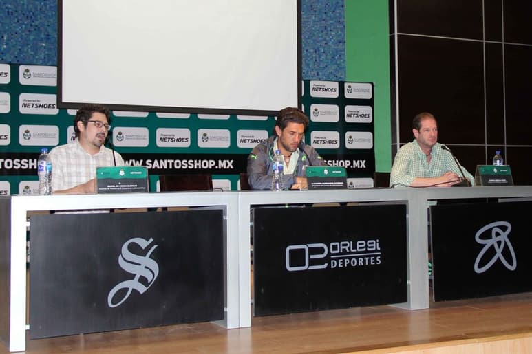 El socio albiverde administra las tiendas digitales de Chivas, Pumas, Cruz Azul, América, Tec de Monterrey, NBA, NFL México y Santos Laguna. Santos incursiona en el comercio electrónico
