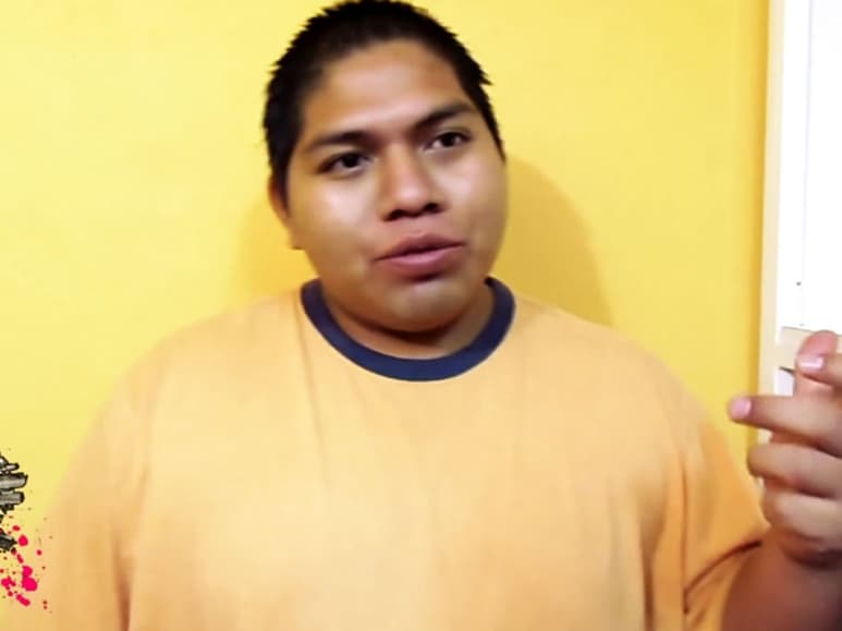 El chico explicó como vivió de cerca la 'extraña' noticia de 'su muerte'. (YOUTUBE)