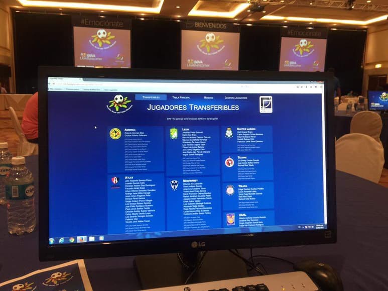 Se lleva a cabo el Draft del futbol mexicano, rumbo al Apertura 2015. (Twitter)