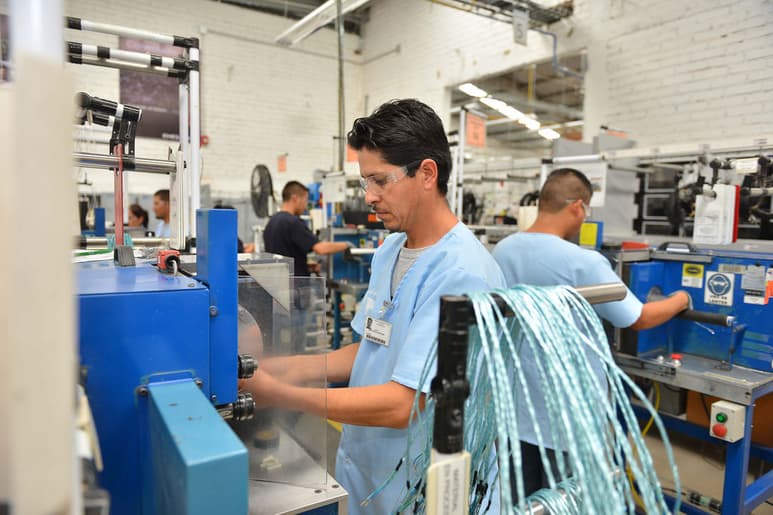 Buscan proveedores. Empresa canadiense estuvo en La Laguna de Durango para visitar varias empresas de su interés. (EL SIGLO DE TORREÓN)
