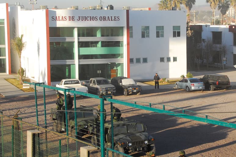 A puerta cerrada. La audiencia de vinculación a proceso se realizó a puerta cerrada.