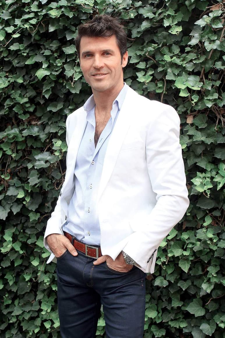 Una vez más. Leonardo García ya había realizado el mismo personaje en la telenovela Con toda el alma.