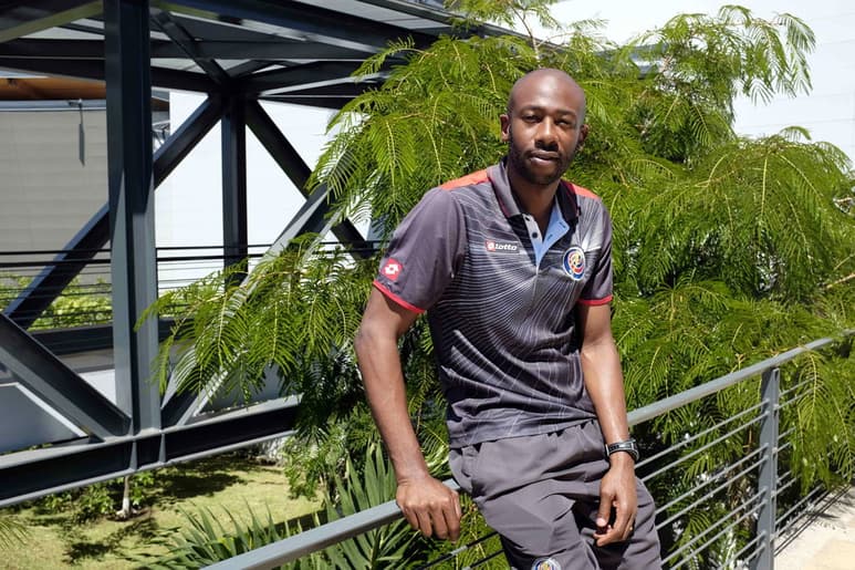 El técnico de la selección de Futbol de Costa Rica, Paulo César Wanchope, confirmó la lista de 23 jugadores que participarán en la Copa Oro 2015.
