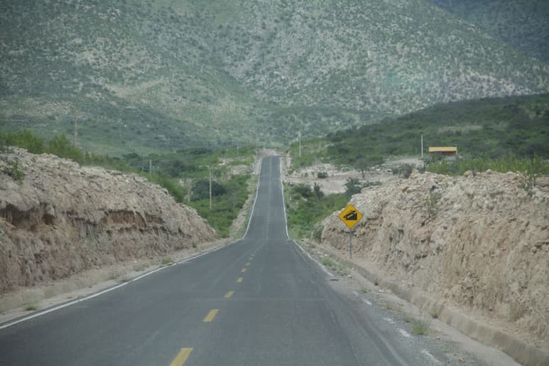 Redistritación. El número de distritos electorales locales para la capital del estado se reduce de seis a cinco, sin embargo se dejará de abarcar territorio de otros municipios.